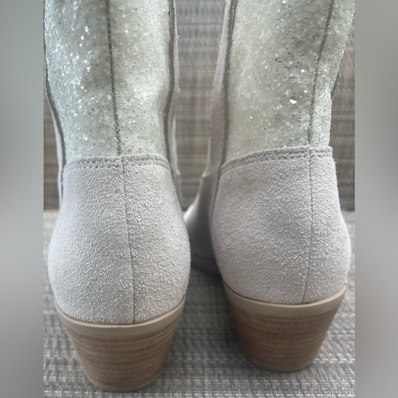Dolce Vita Sonya Glitter Suede Cowboy Western Boots woman’s size 6 COLOR: white - Picture 4 of 8
